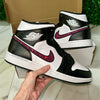 Jordan 1 - Panda/Fuchsia - Mids*