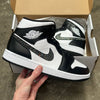 Jordan 1 - Panda - Mids*